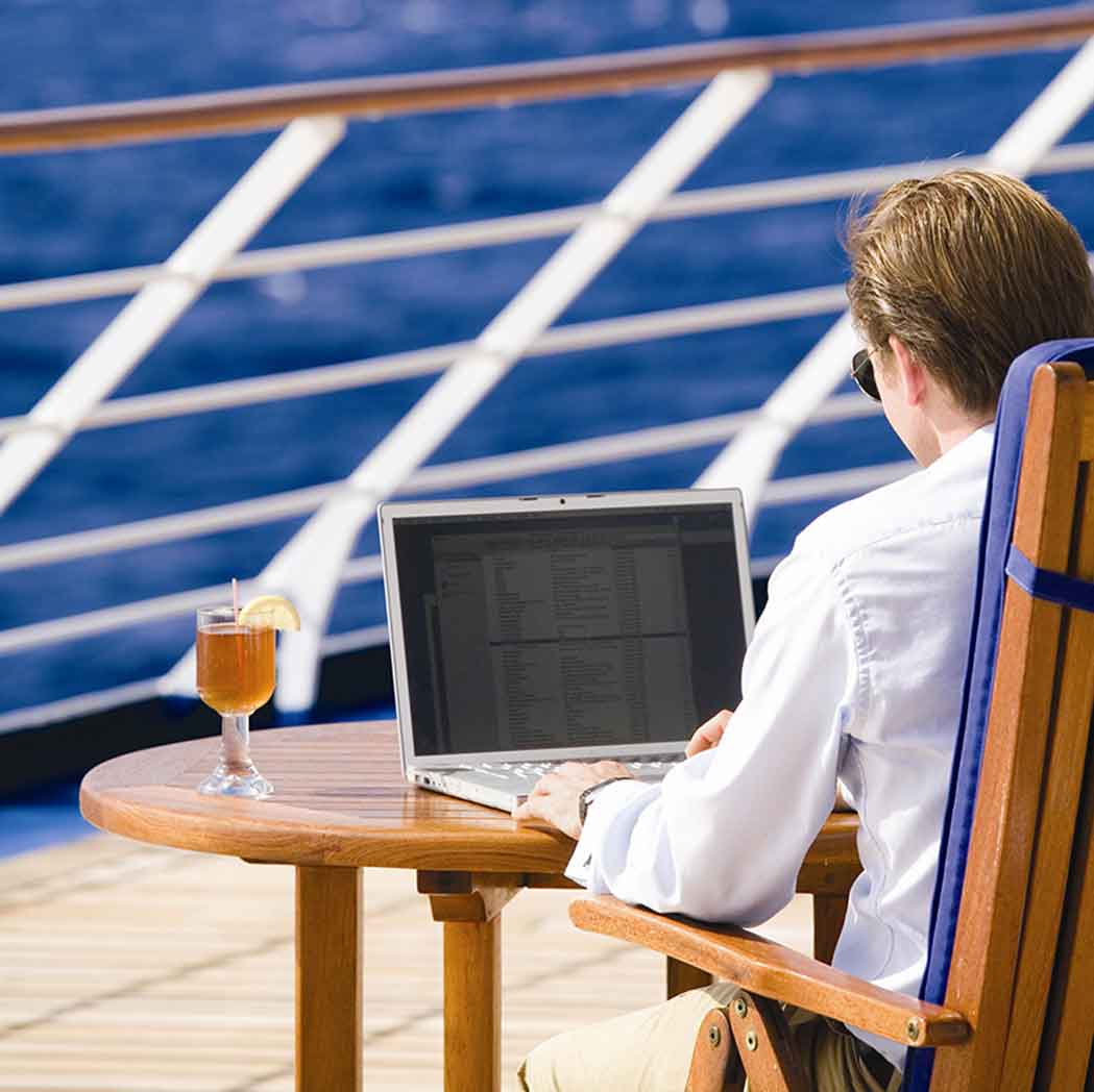 premium and luxurious suites on cruise ships